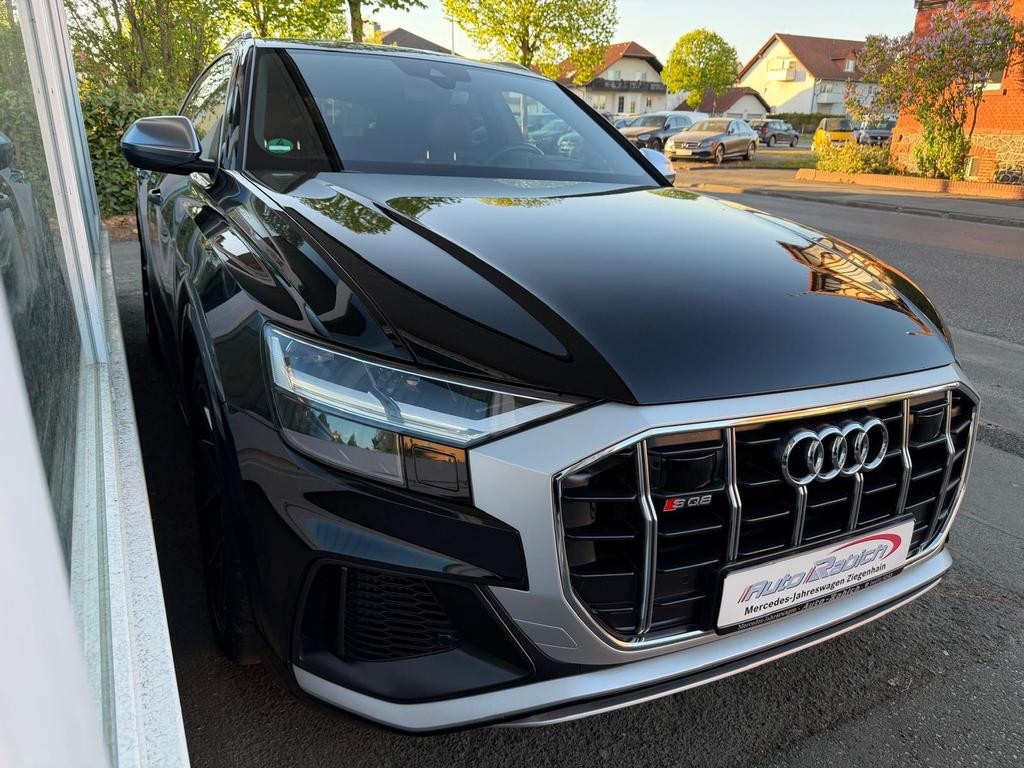 Audi SQ8