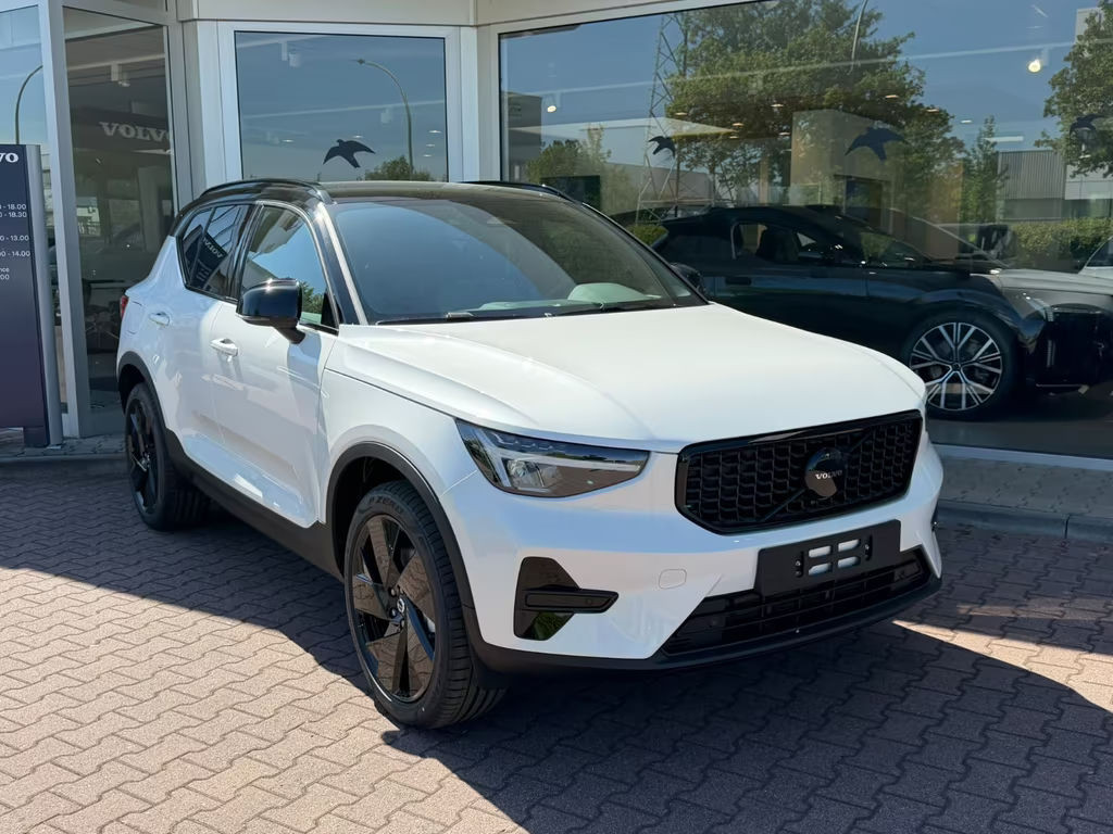 Volvo XC40 Plus