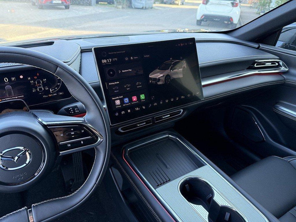 Mazda 6e