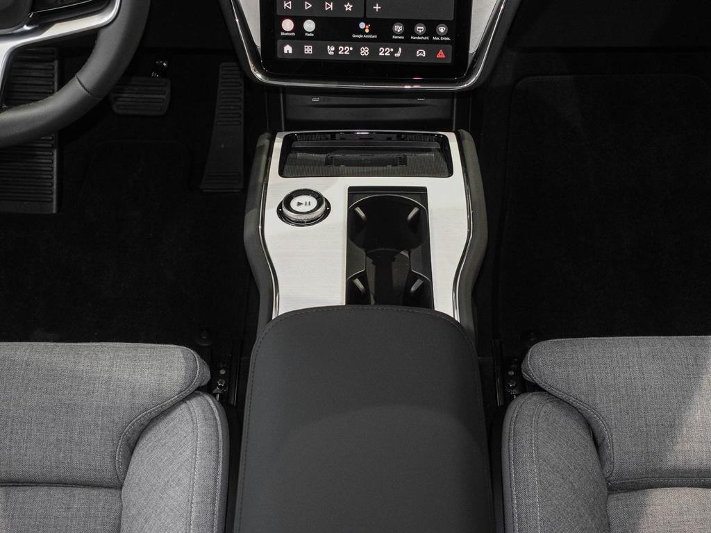 Volvo EX90