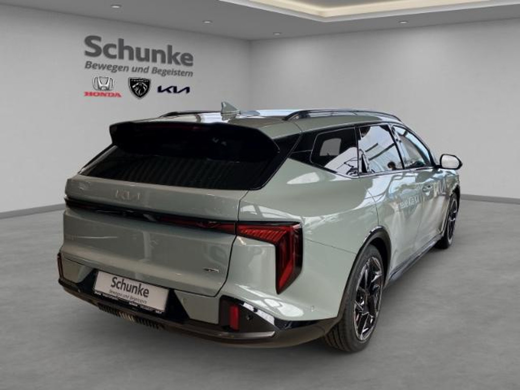 Kia K4