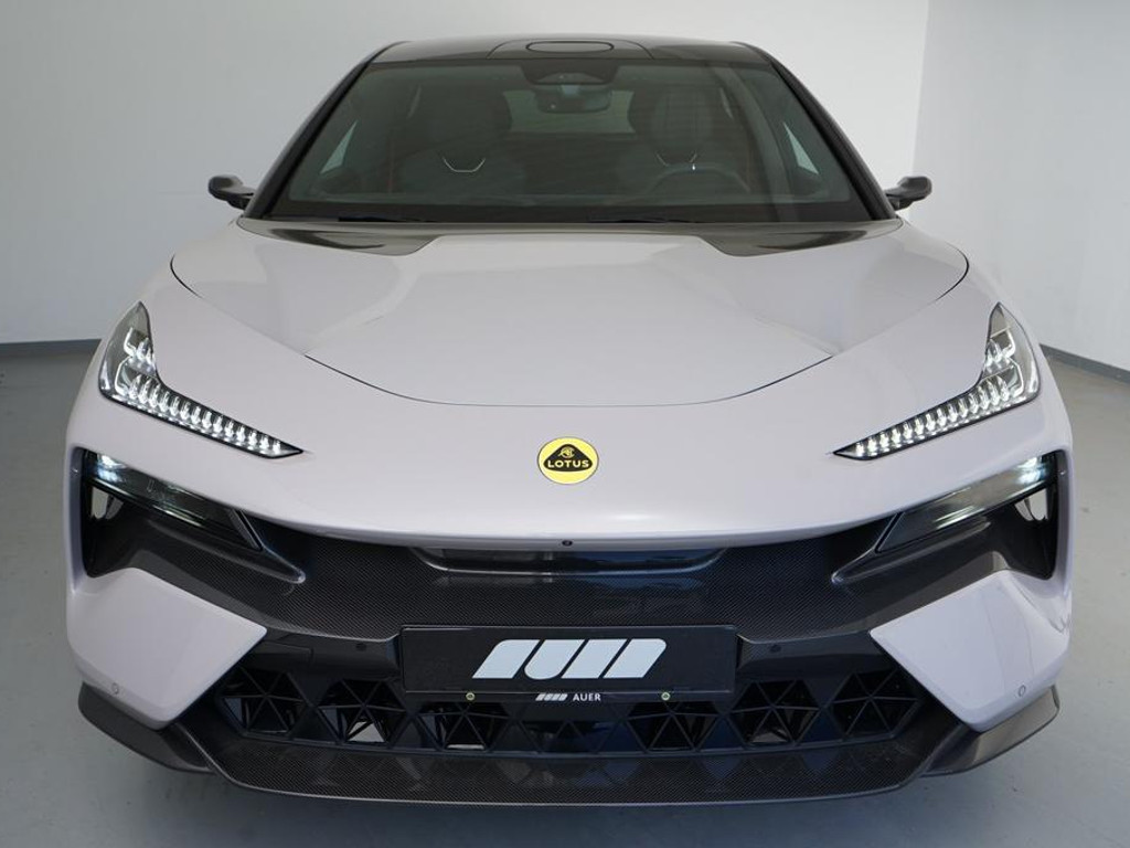 Lotus Eletre
