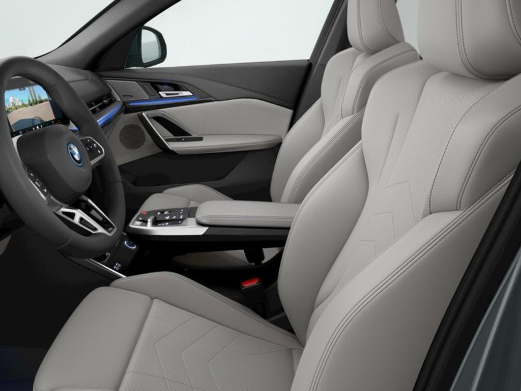 BMW iX2