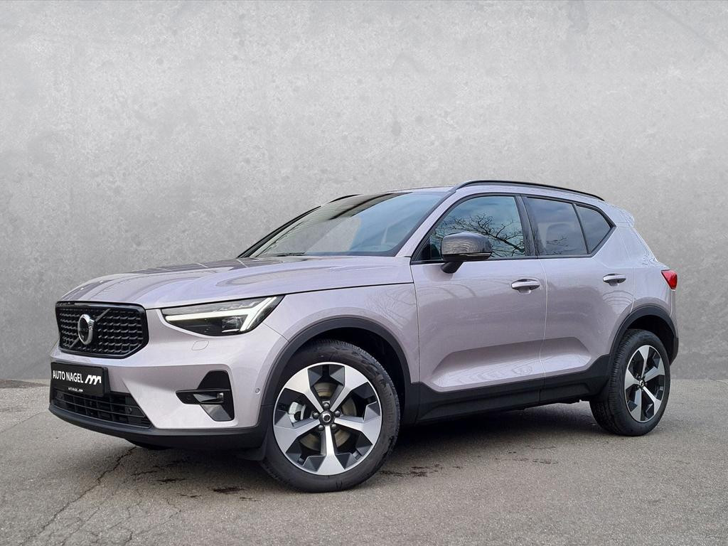 Volvo XC40 Plus Dark