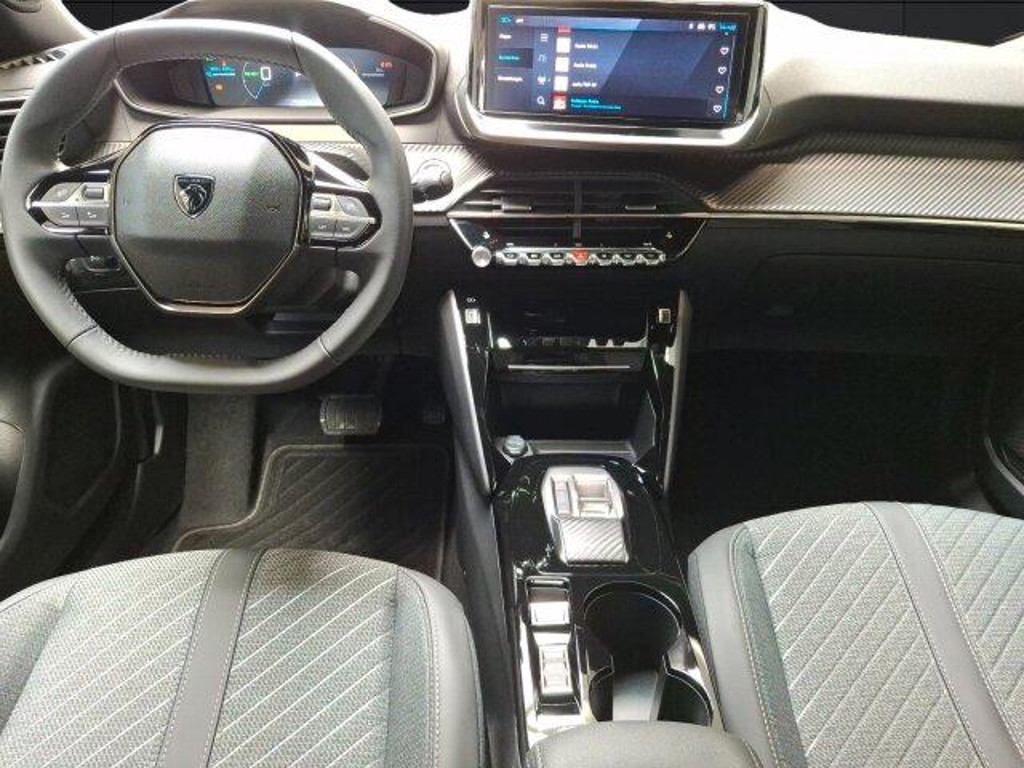 Peugeot e-2008