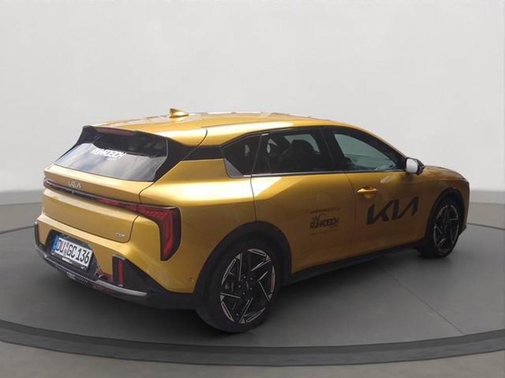 Kia K4