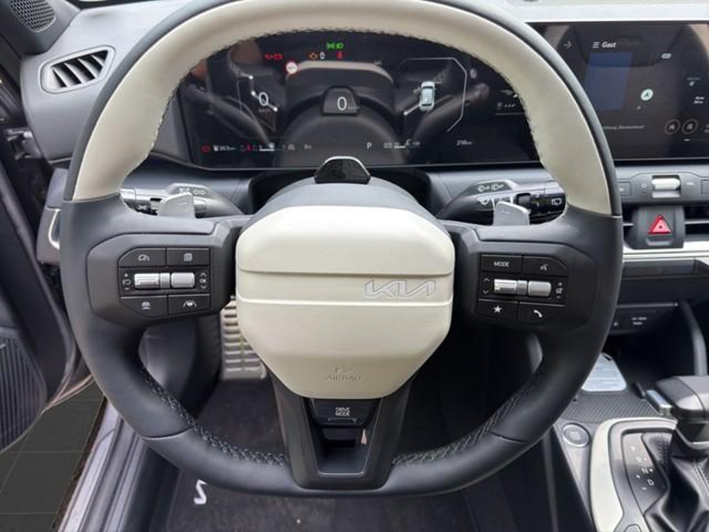 Kia K4