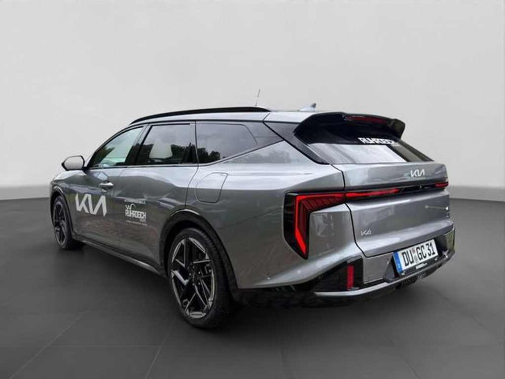 Kia K4