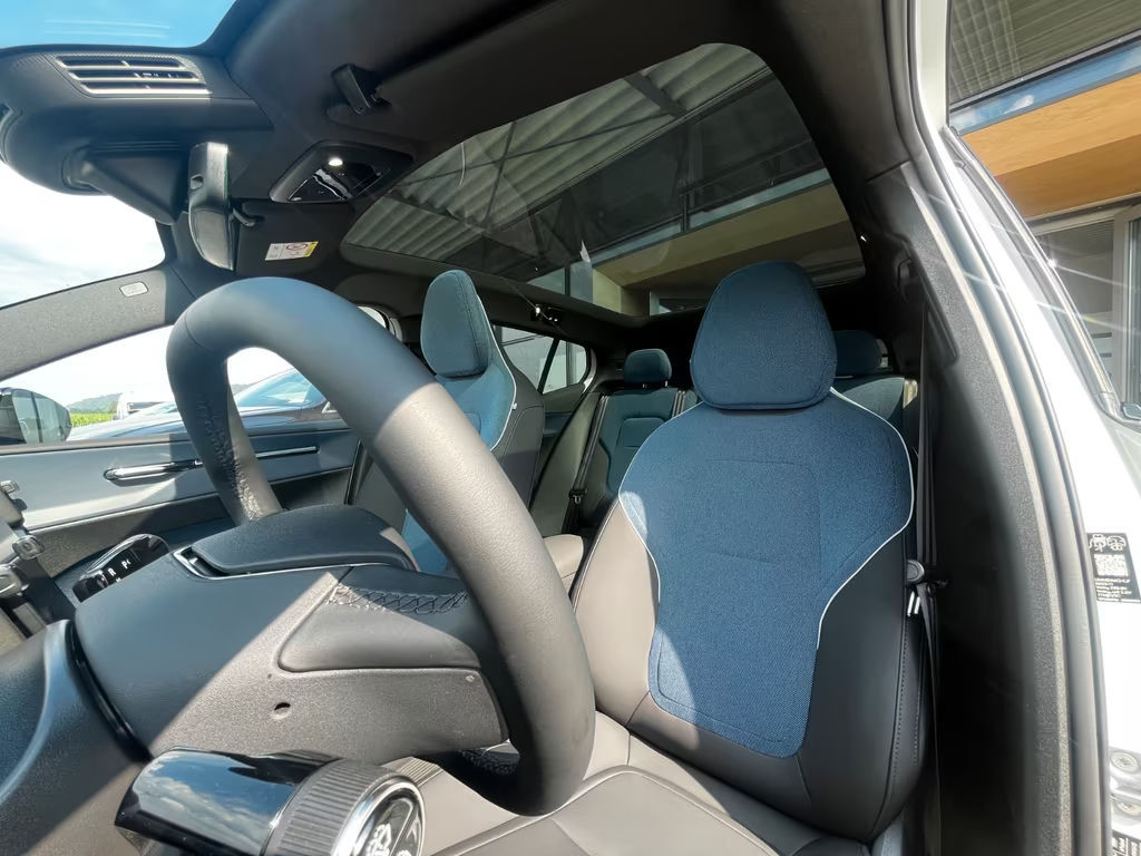 Volvo EX30