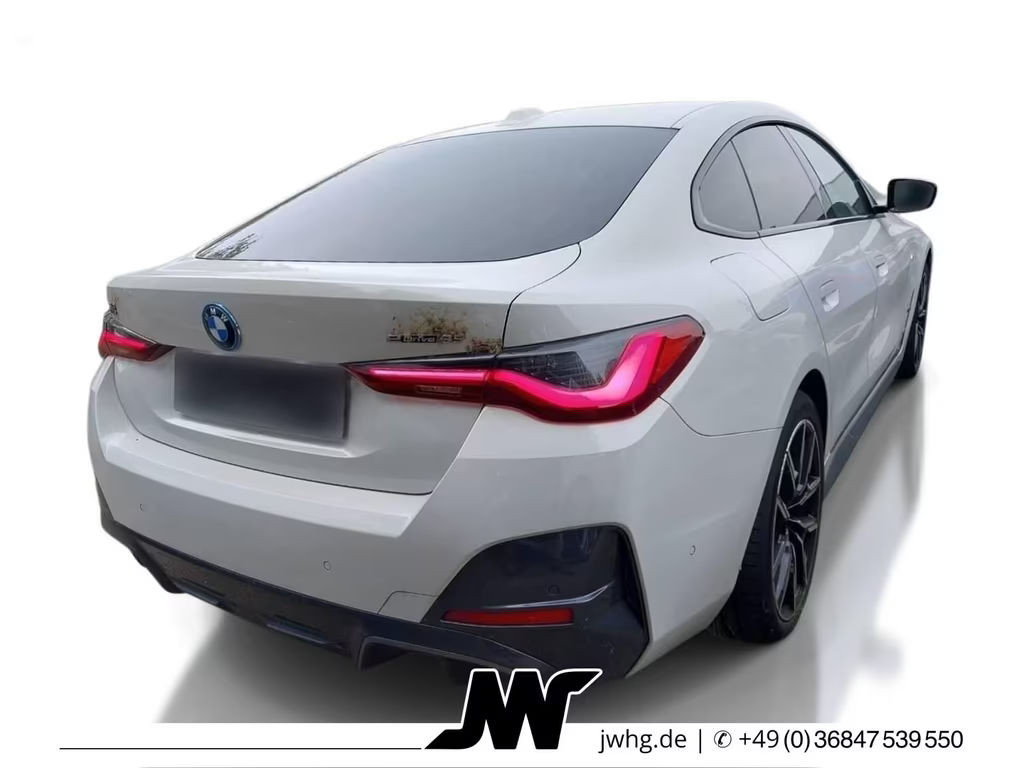 BMW i4