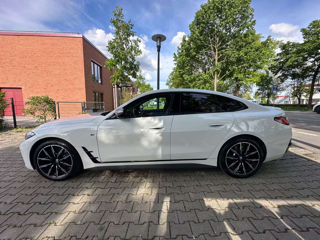 BMW i4