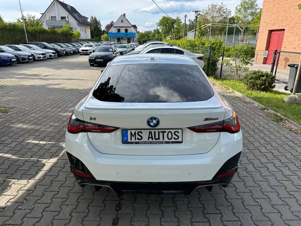 BMW i4