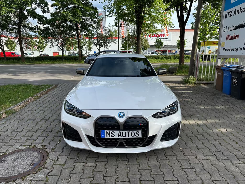 BMW i4