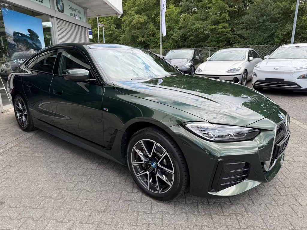 BMW i4