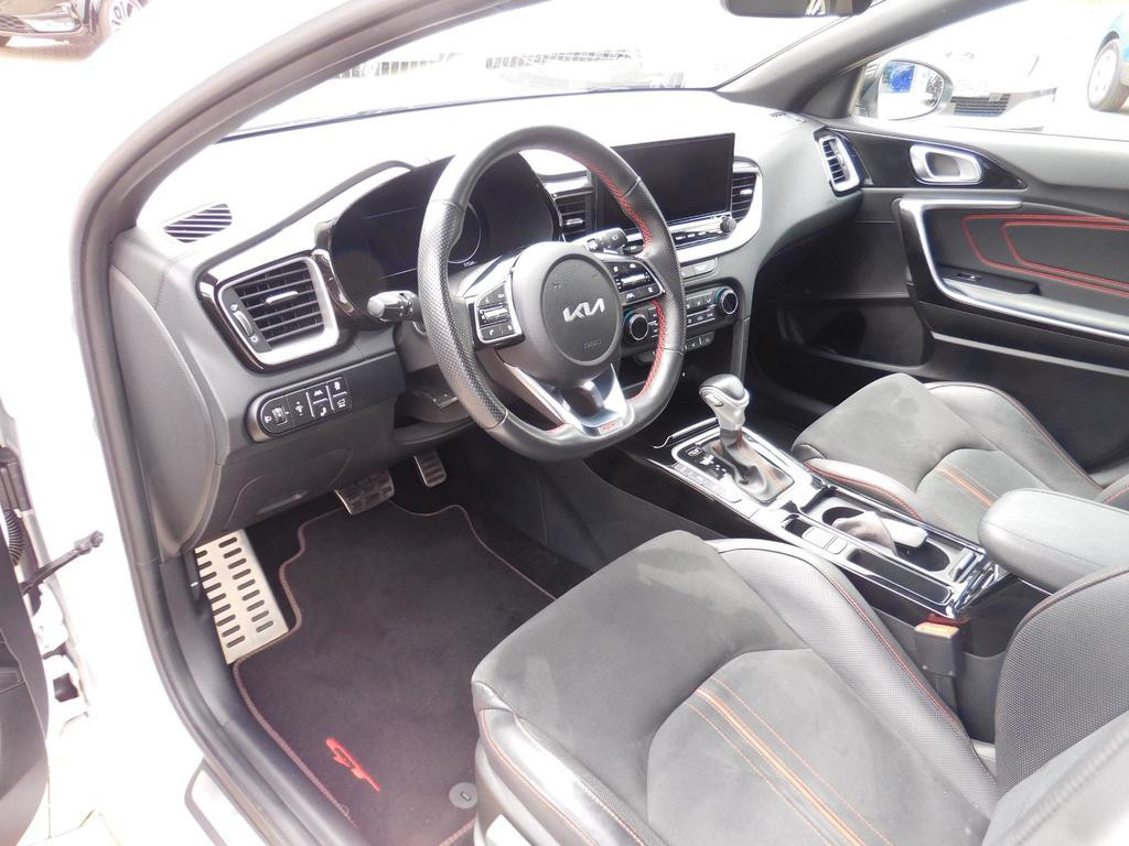Kia ProCeed