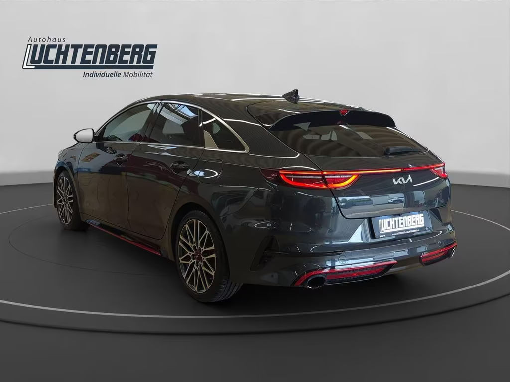 Kia ProCeed