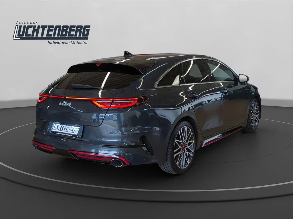 Kia ProCeed