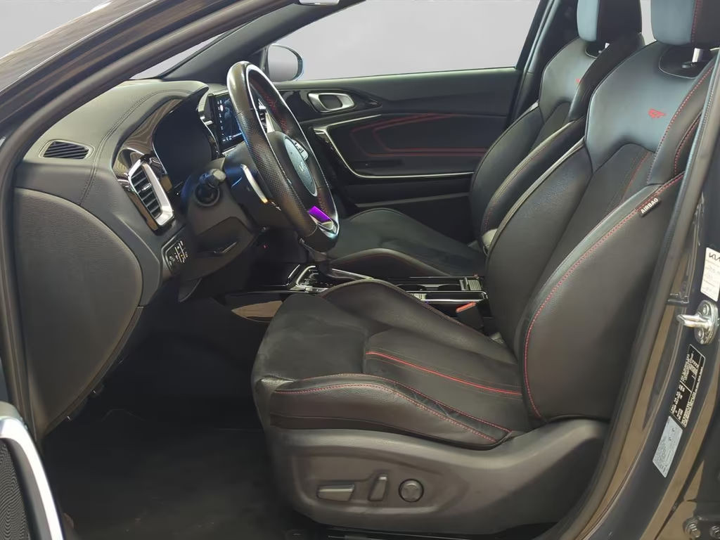 Kia ProCeed