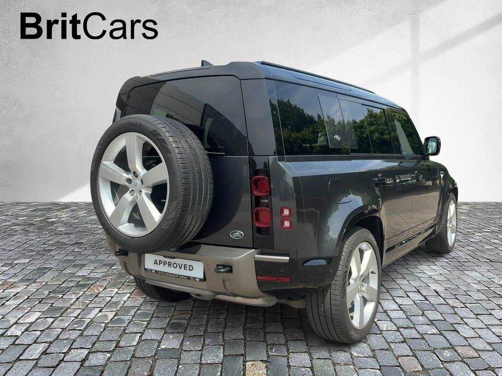Land Rover Defender Dynamic HSE D300