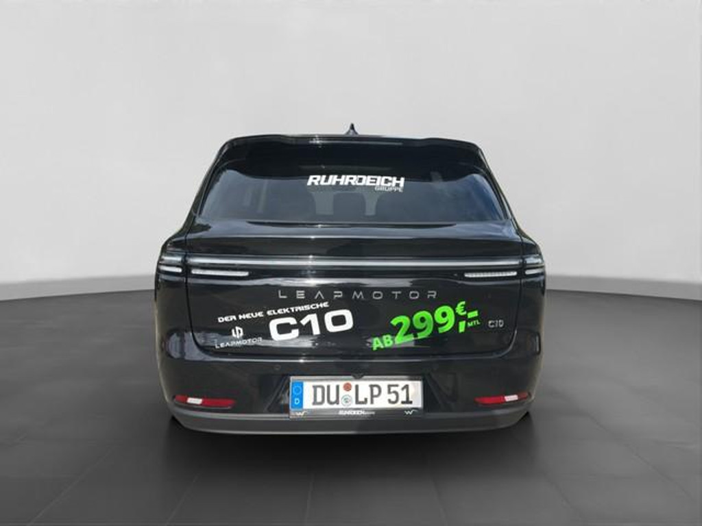 Leapmotor C10