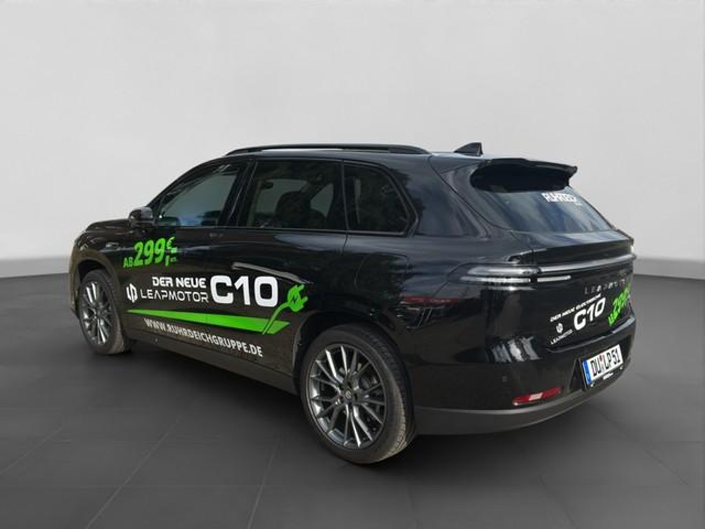 Leapmotor C10