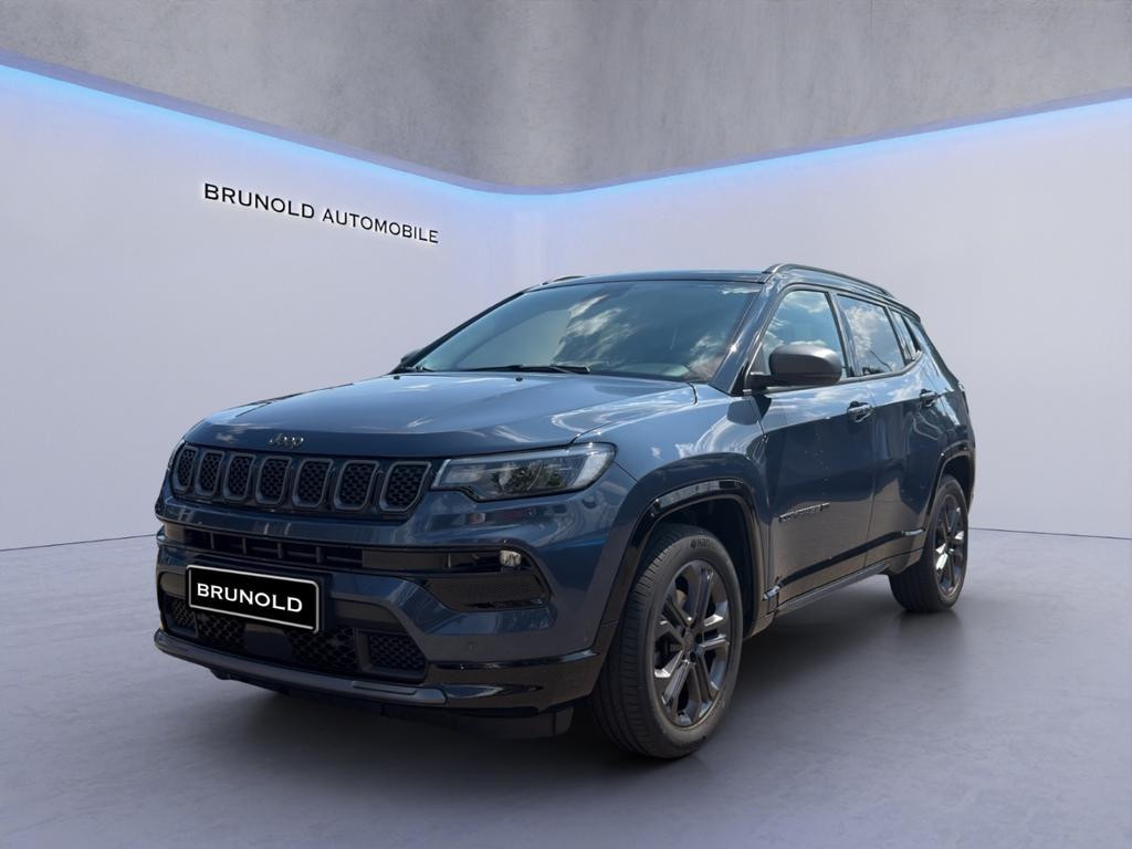 Jeep Compass Summit Hybrid