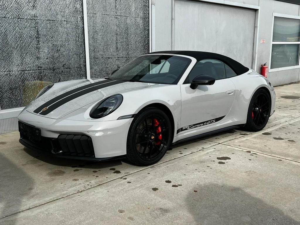 Porsche 911 GTS 4 992 Carrera Cabriolet
