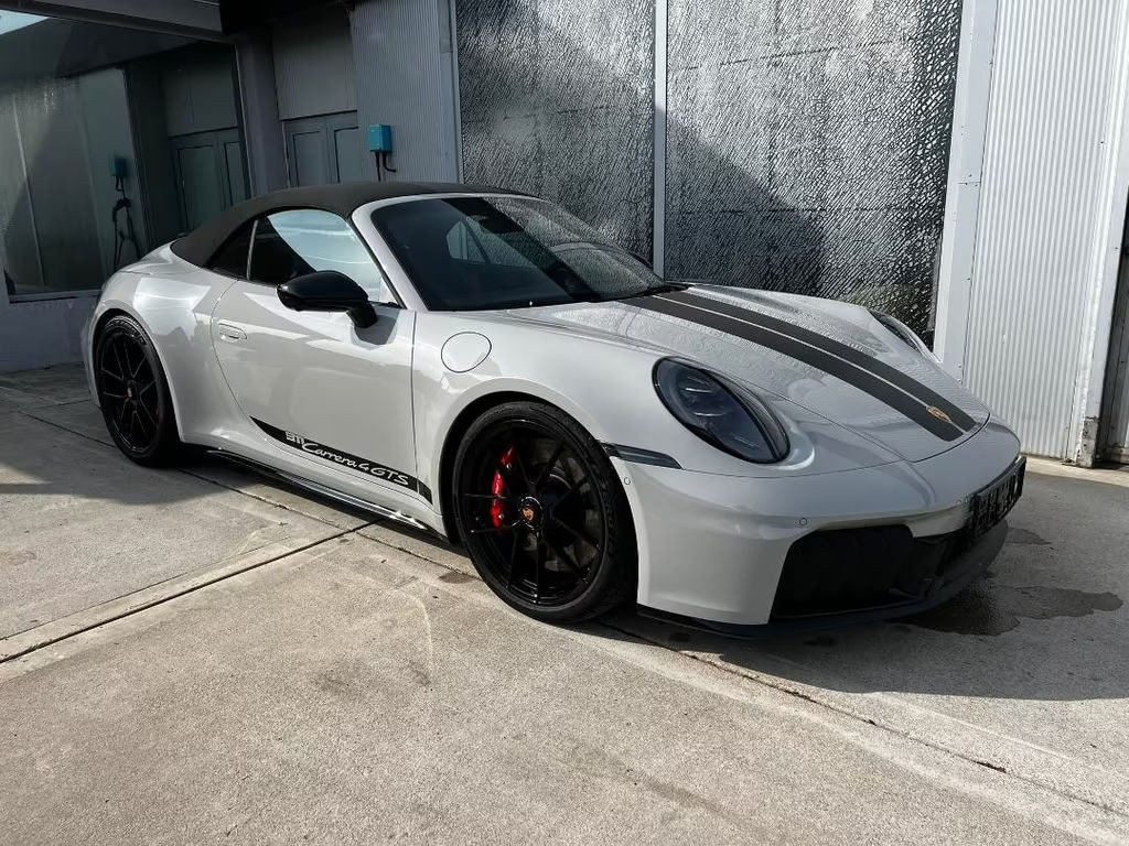 Porsche 911