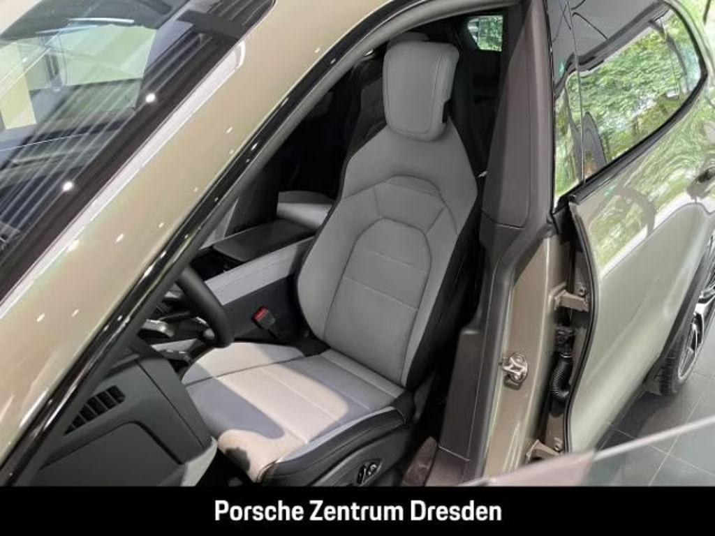 Porsche Cayenne Electric*Pano*BOSE*Head-Up*Matrix*Chrono