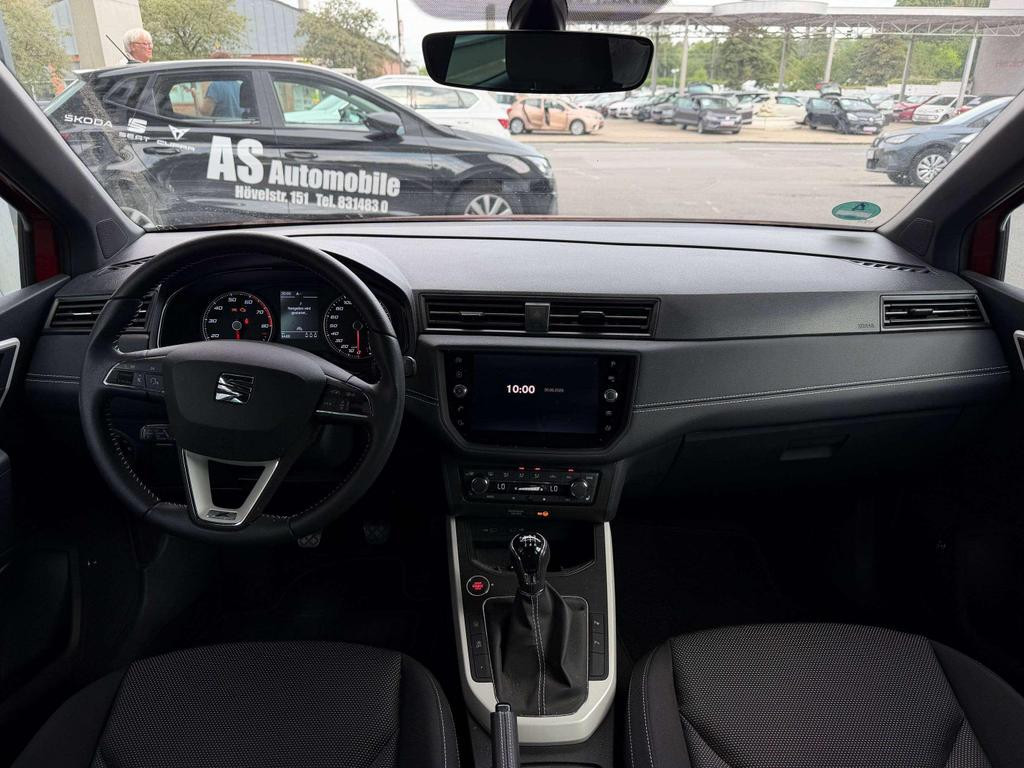 Seat Arona