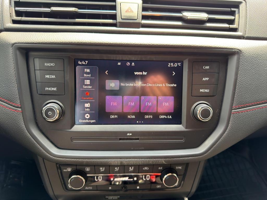 Seat Arona