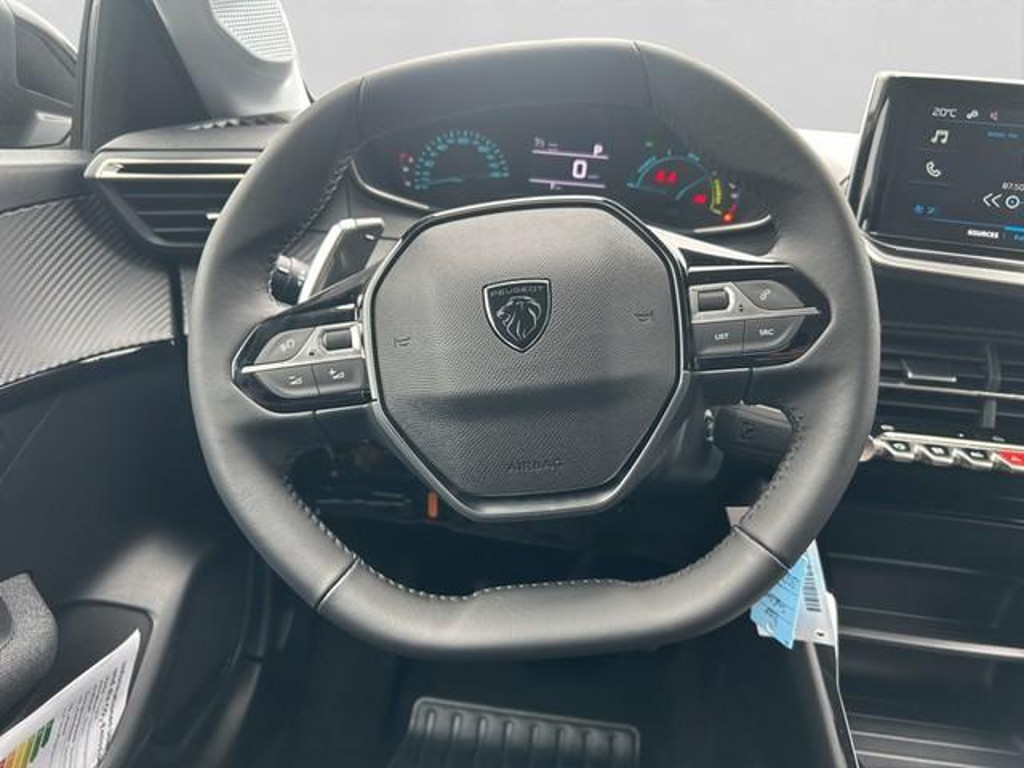 Peugeot e-208