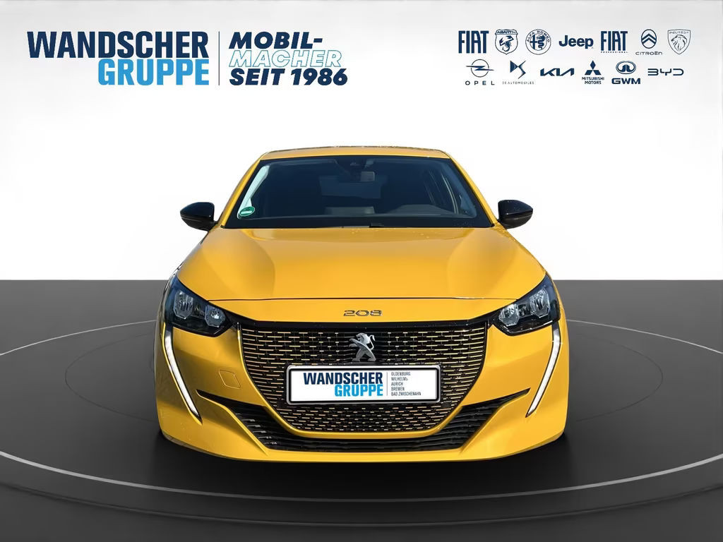 Peugeot e-208