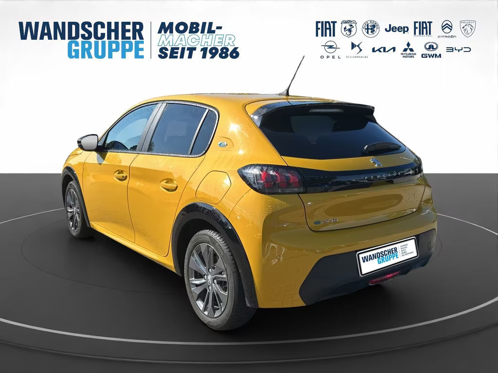 Peugeot e-208