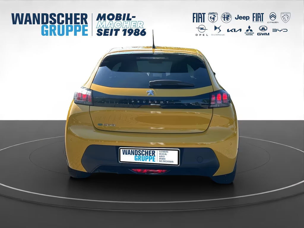 Peugeot e-208