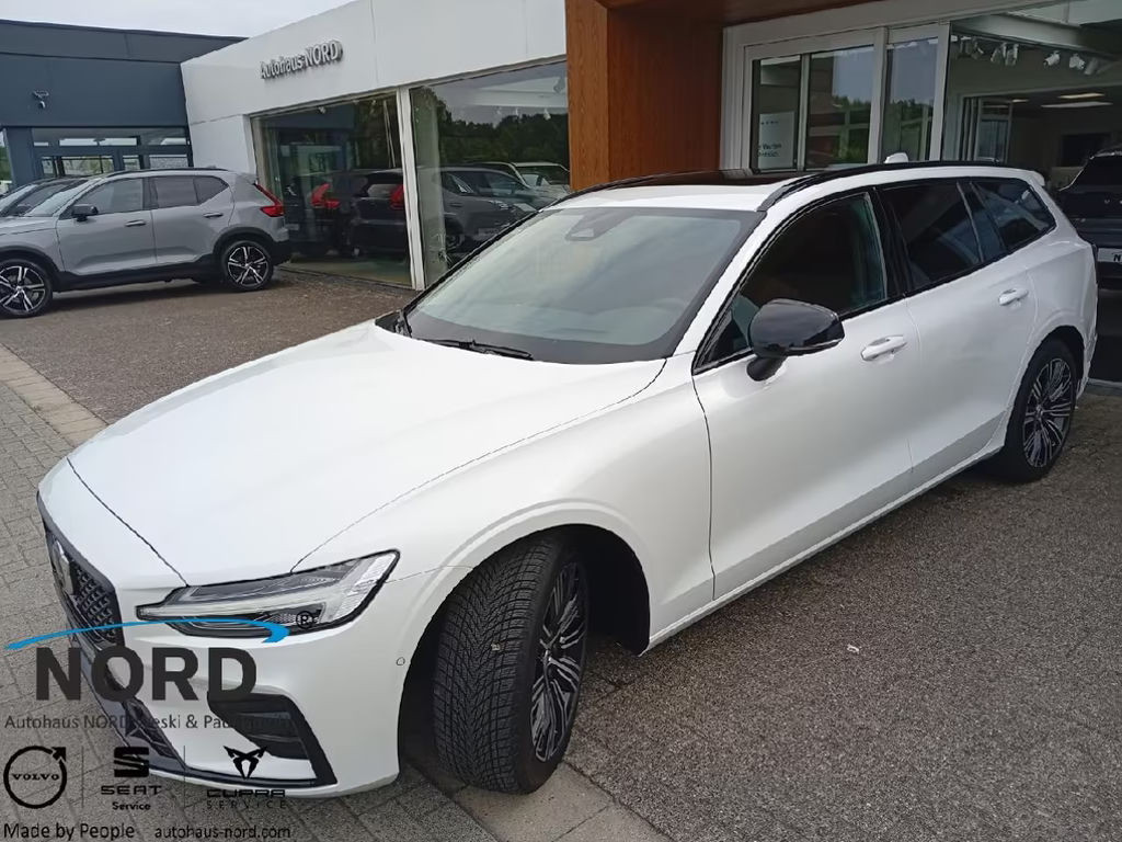 Volvo V60 Plus Dark