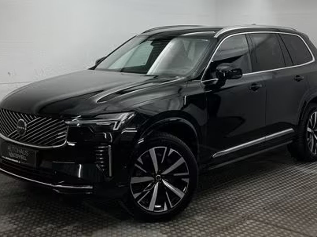 Volvo XC90 AWD Plus Bright