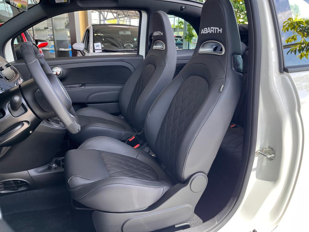 Abarth 695