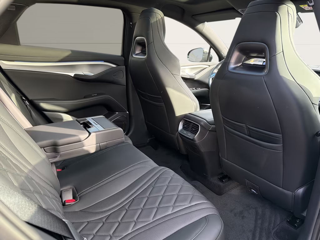 BYD Sealion 7