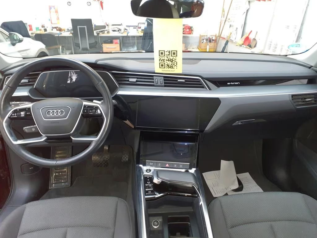 Audi e-tron