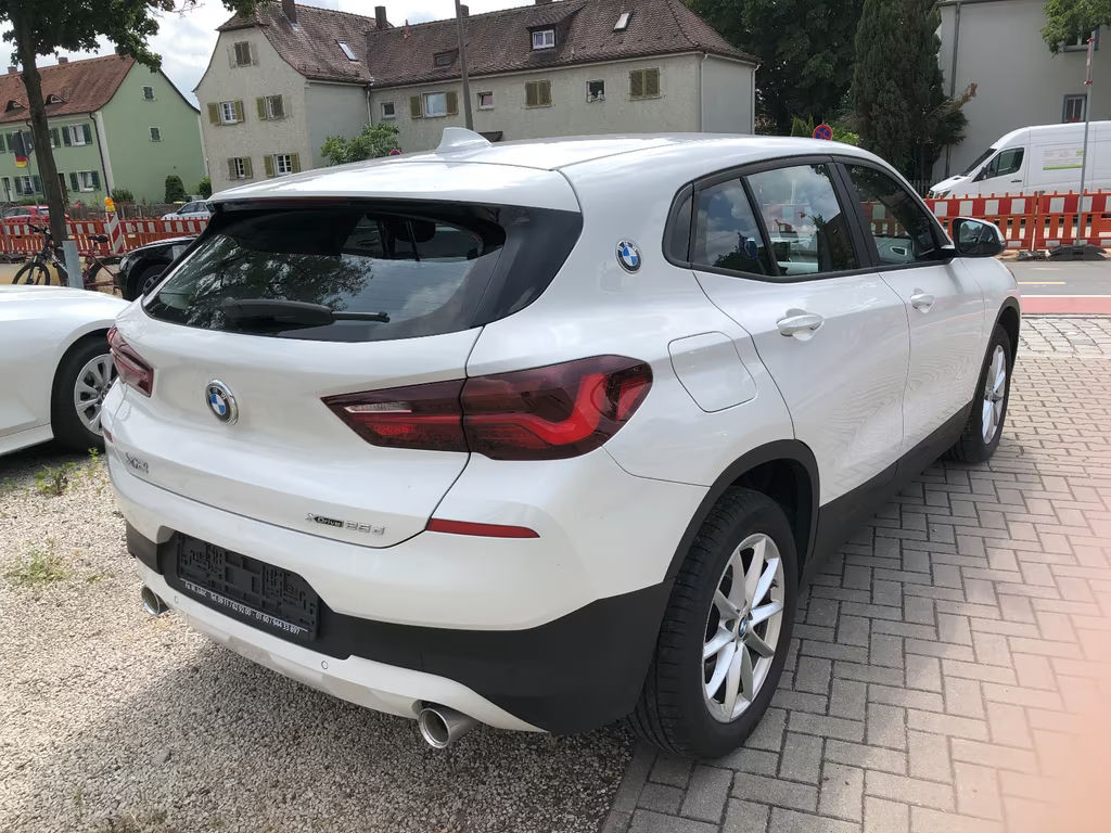 BMW X2