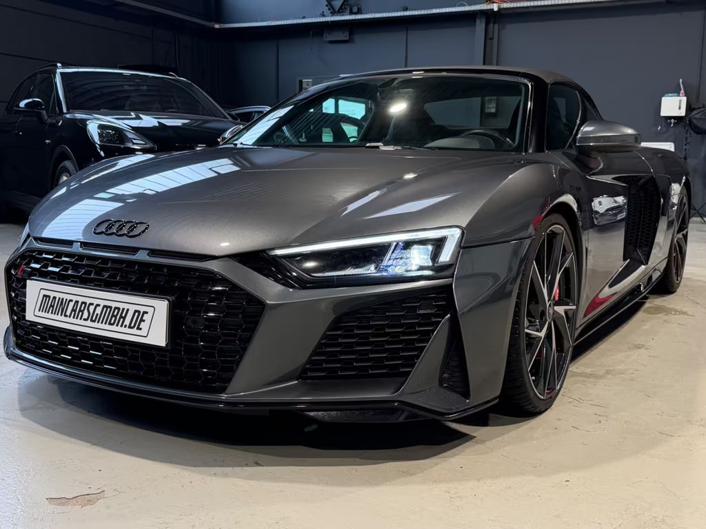 Audi R8