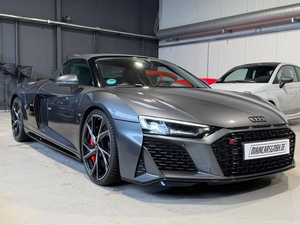 Audi R8
