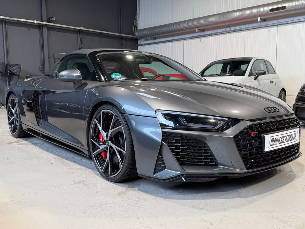 Audi R8