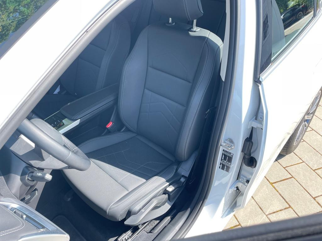 BMW 2 Serie 220 Luxury Line Active Tourer 220i