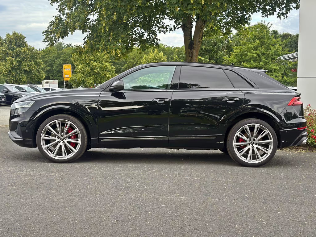 Audi SQ8