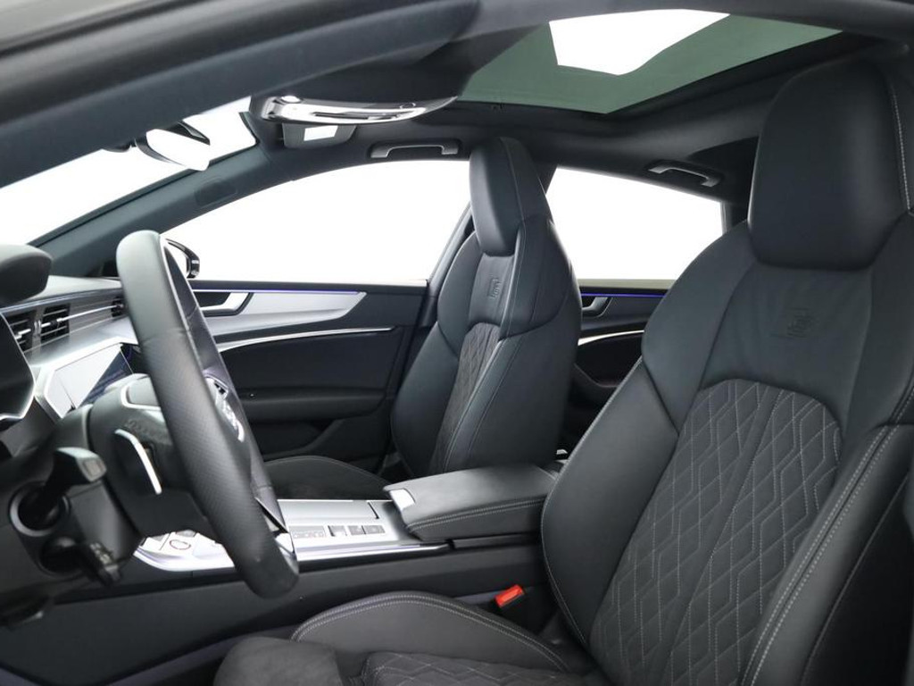 Audi S7