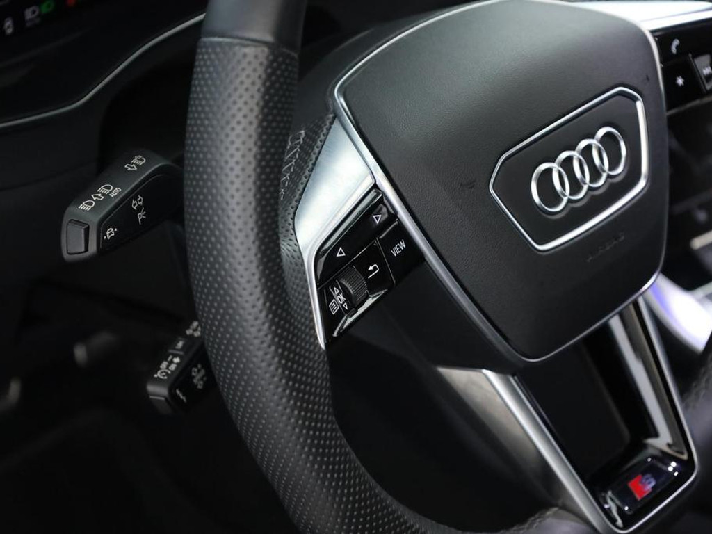 Audi S7