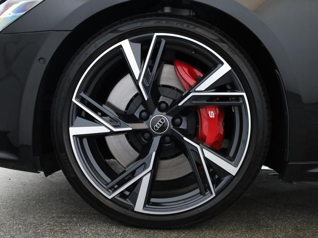 Audi S7