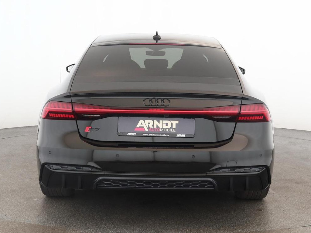 Audi S7